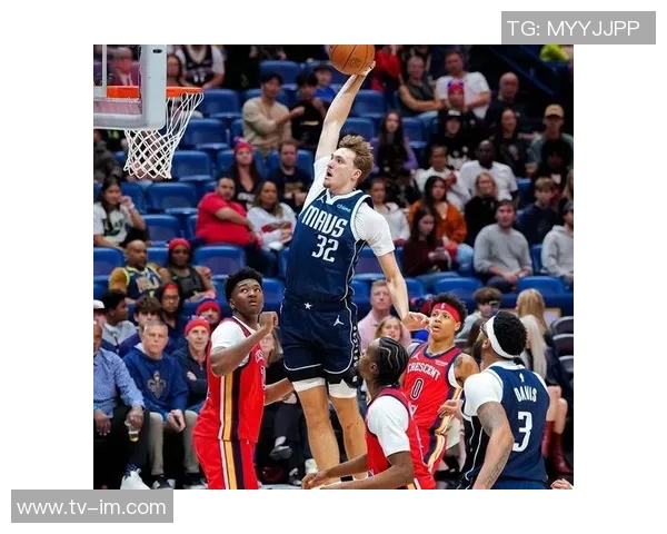 锡安替补出战21分钟高效表现15投9中砍下26分5篮板助球队争胜